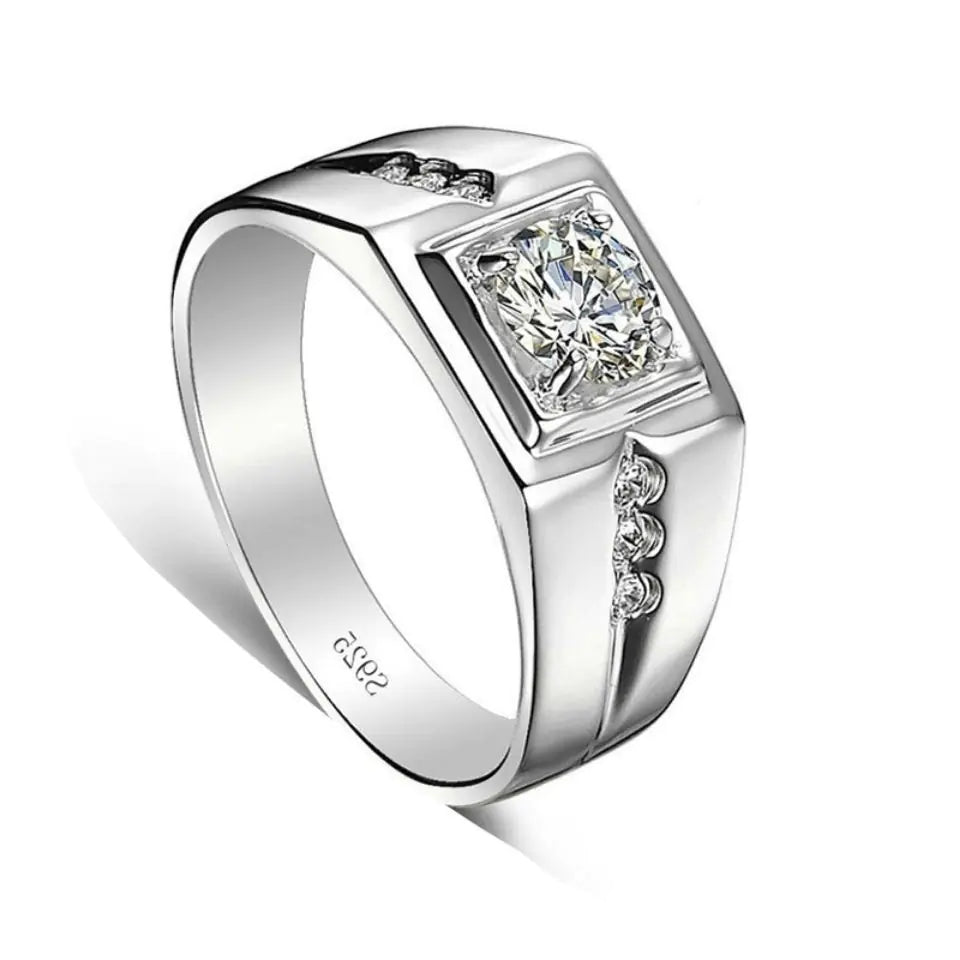 Anillo de diamantes de seis garras de un quilate con detalles de circonita