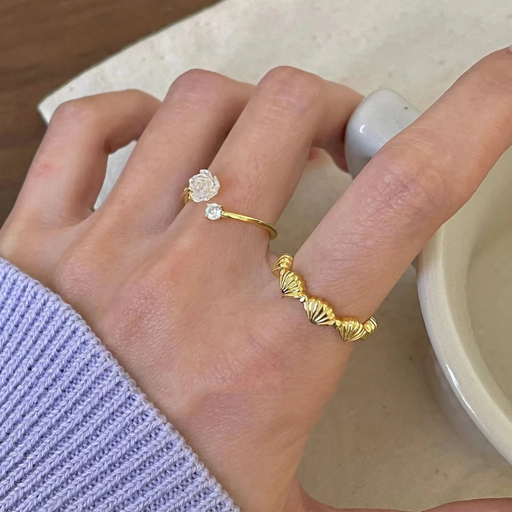 Sterling Silver Shell Elegance Ring