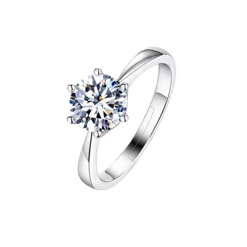 Anillo de diamantes de seis garras de un quilate con detalles de circonita