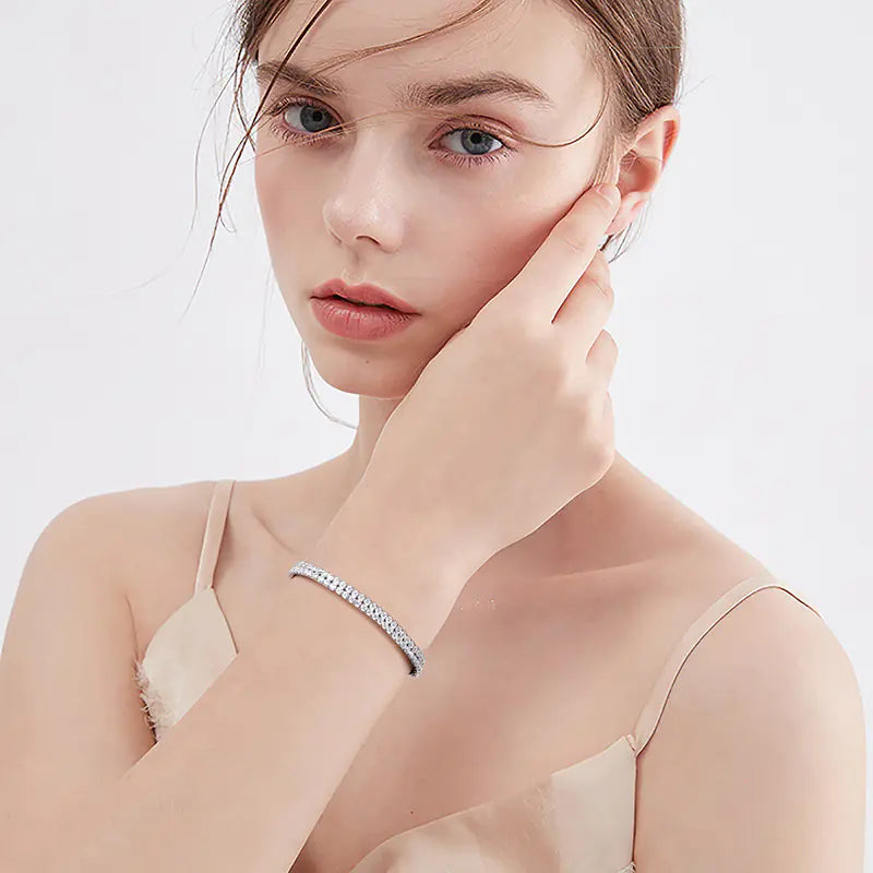 Elegant Silver Fashion Bracelet