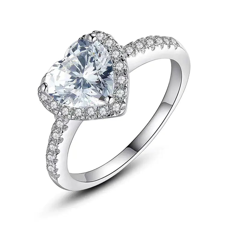 Anillo de diamantes de seis garras de un quilate con detalles de circonita